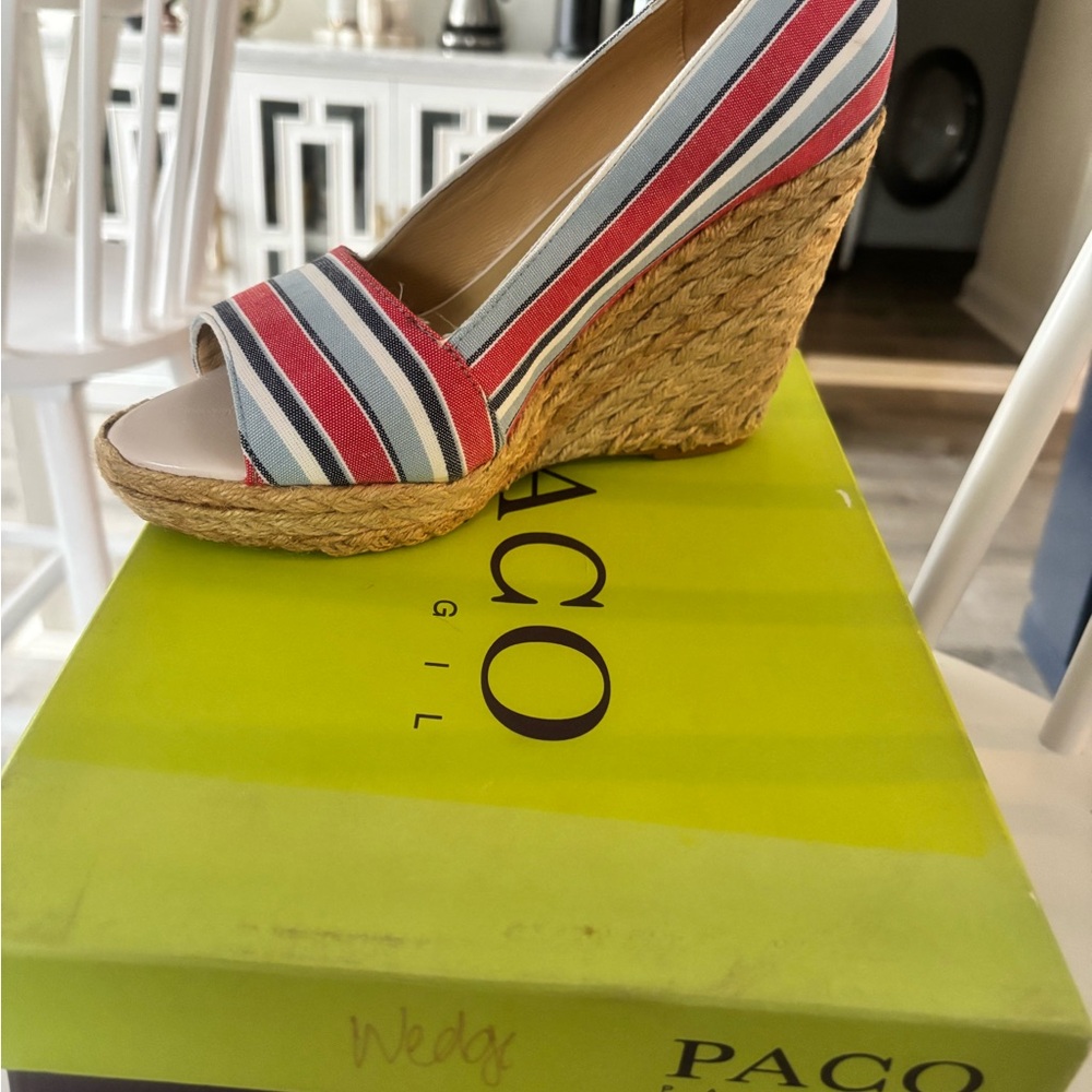 NWT Paco Gil Red and Blue Striped Espadrille Wedges